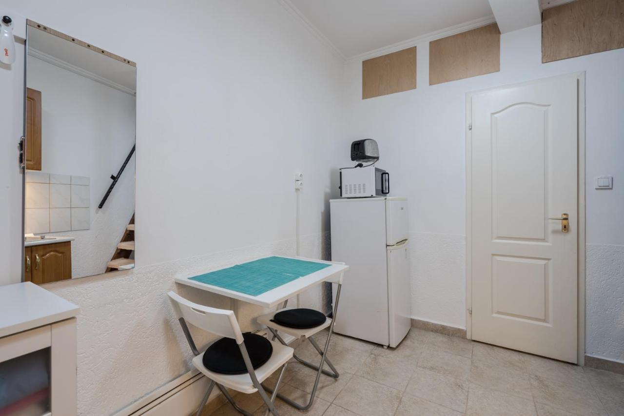 Bpr Simply Azure Apartment Budapest Exterior foto