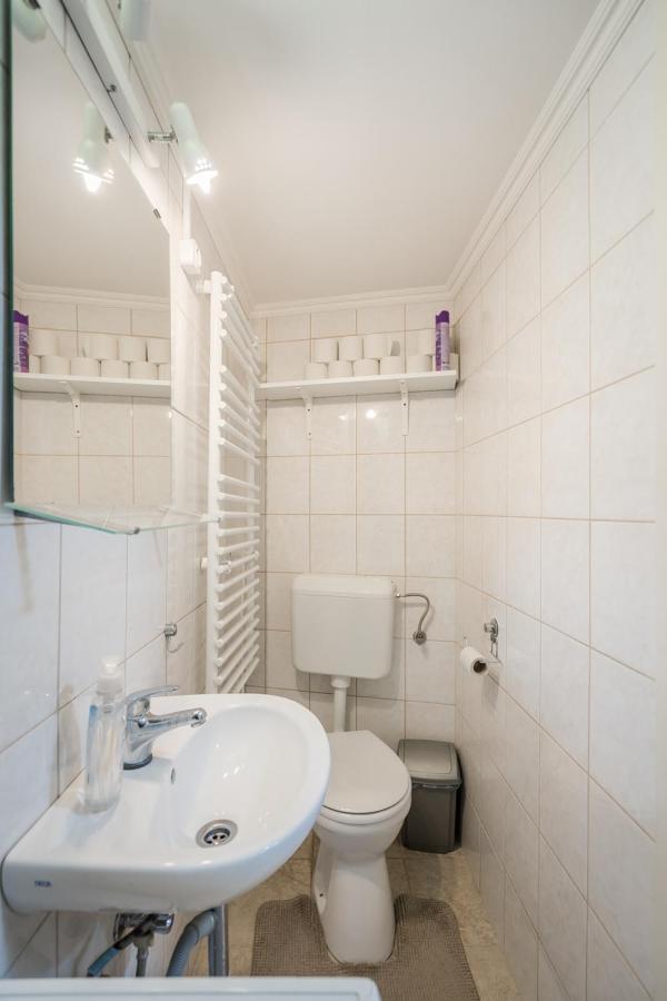 Bpr Simply Azure Apartment Budapest Exterior foto